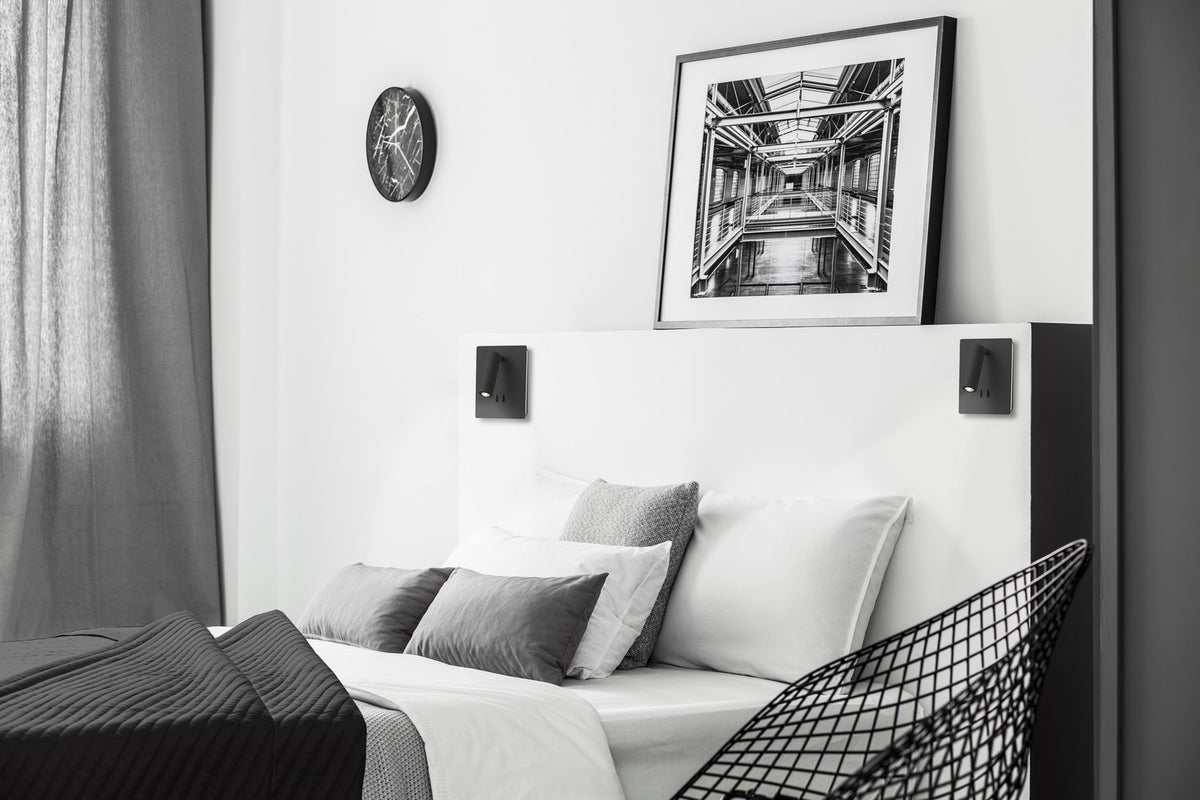 Kuzco Lighting - WS16806-BK - LED Wall Sconce - Dorchester - Black