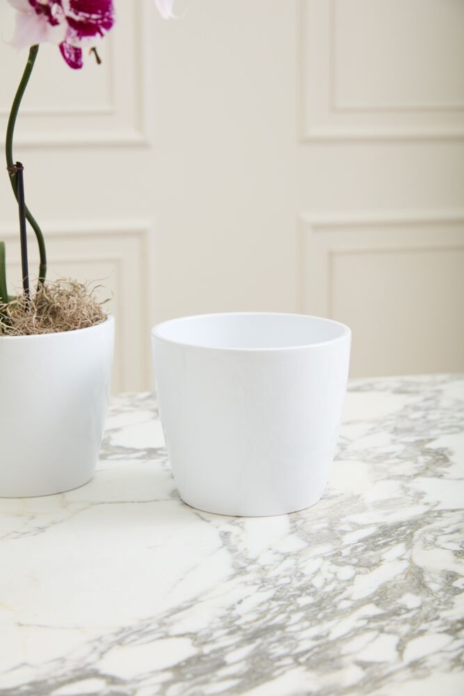 Design Shop White Malibu Pot, 7" X 6".