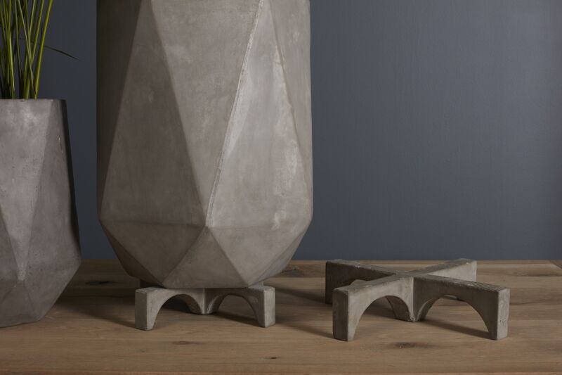 Design Shop Grey Lynwood Stand, 15.75" X 3.5".