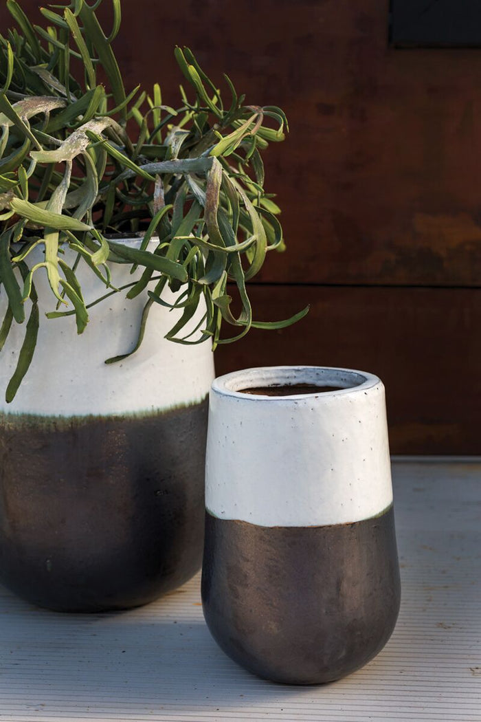 Design Shop Black Avalon Pot, 9.5" X 13.5".