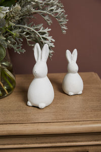 Design Shop White Doe Statue, 3" X 6.5", Set of 4.