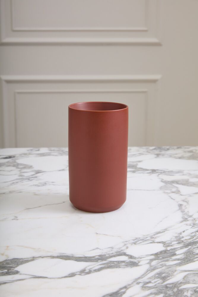 Design Shop Brown Kendall Vase, 4.5" X 8".