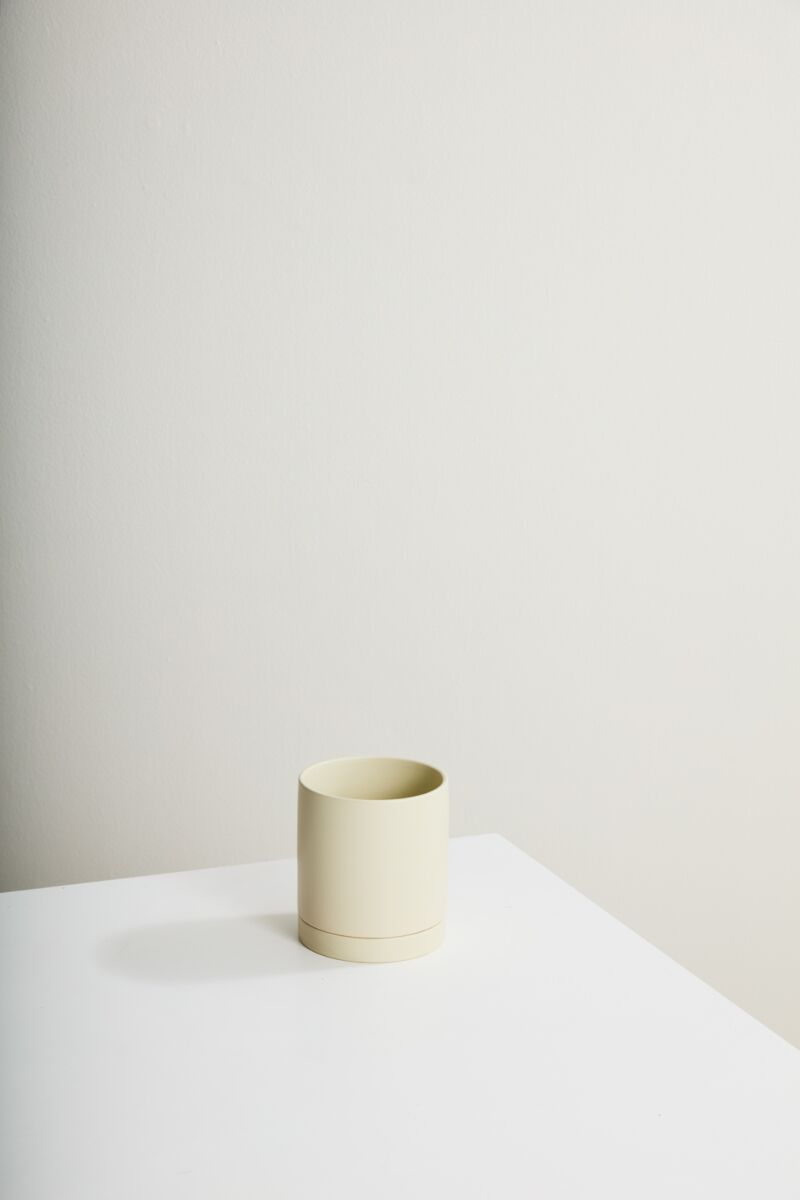 Design Shop Romey Neutral Pot with Saucer 5"x 5.75"