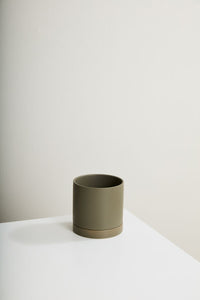 Design Shop Romey Neutral Pot with Saucer 7"x 7"