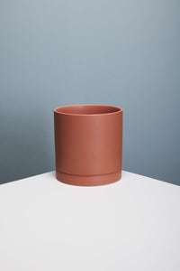 Design Shop Romey Pot with Saucer 10"x 10"