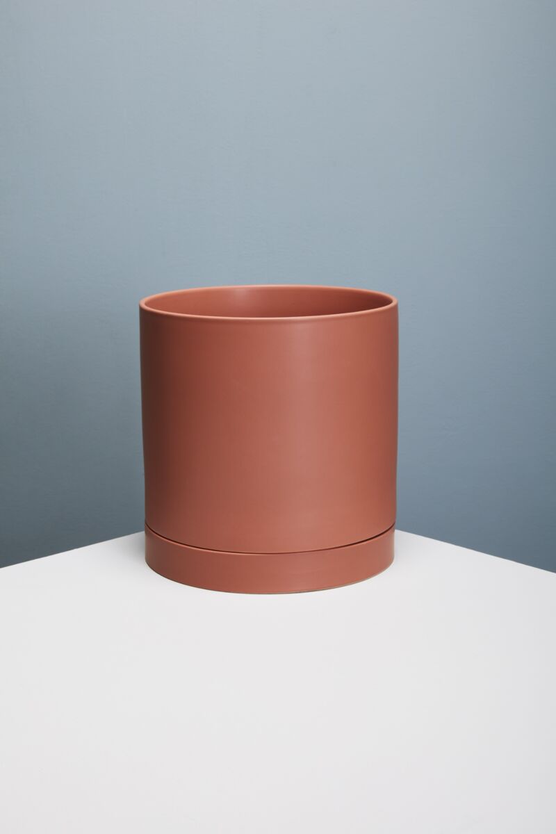 Design Shop Romey Pot with Saucer 12"x 12"