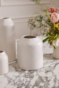 Design Shop White Flynn Vase, 5" X 5.75"
