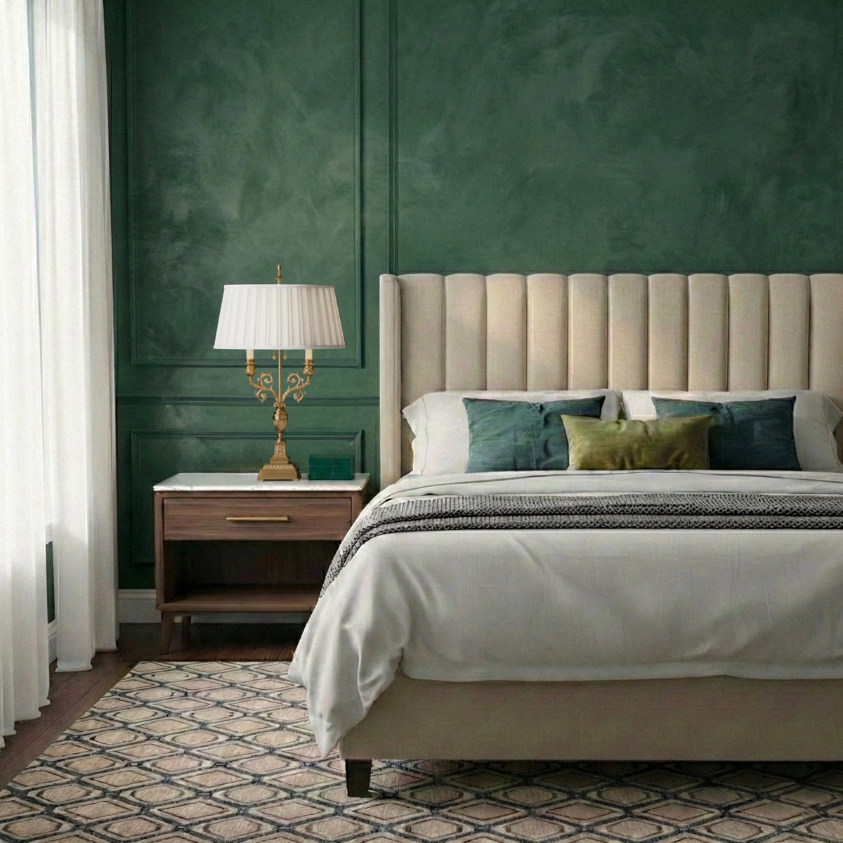 SOFIA brass lamp