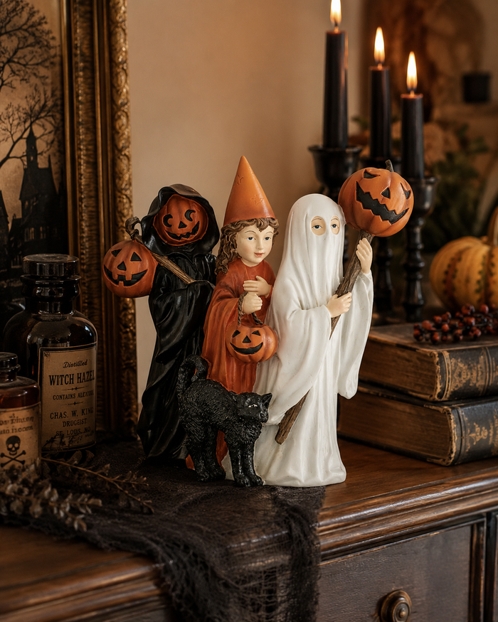 Design Shop 10.5 Inch Resin Trick Or Treat Children with Black Cat
