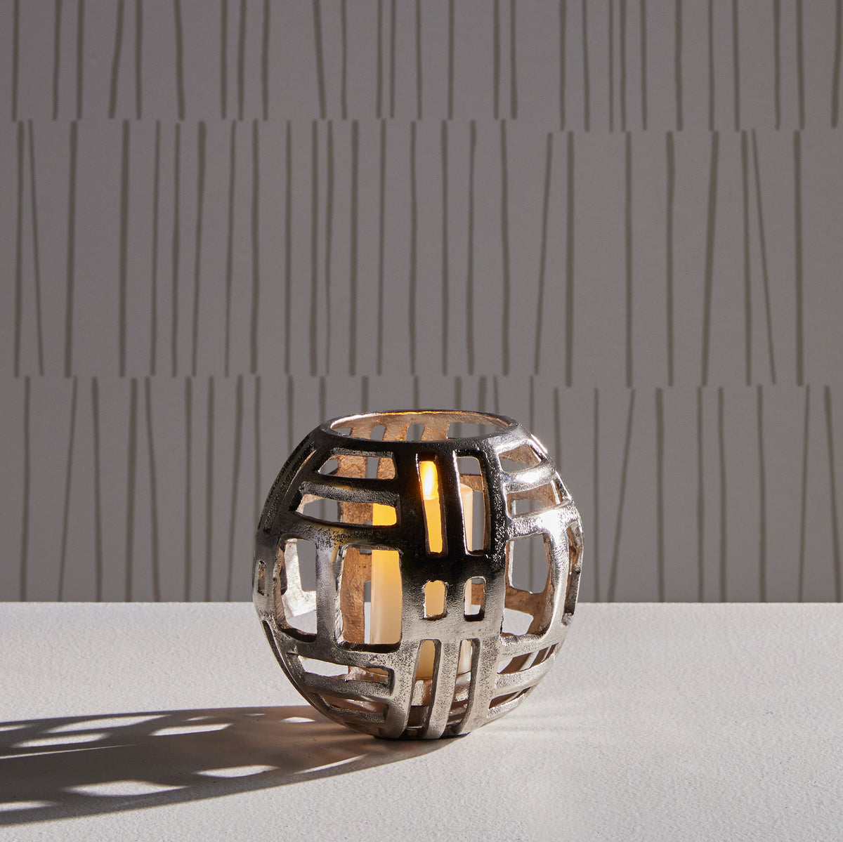 Design Shop Cecil Hurricane Small