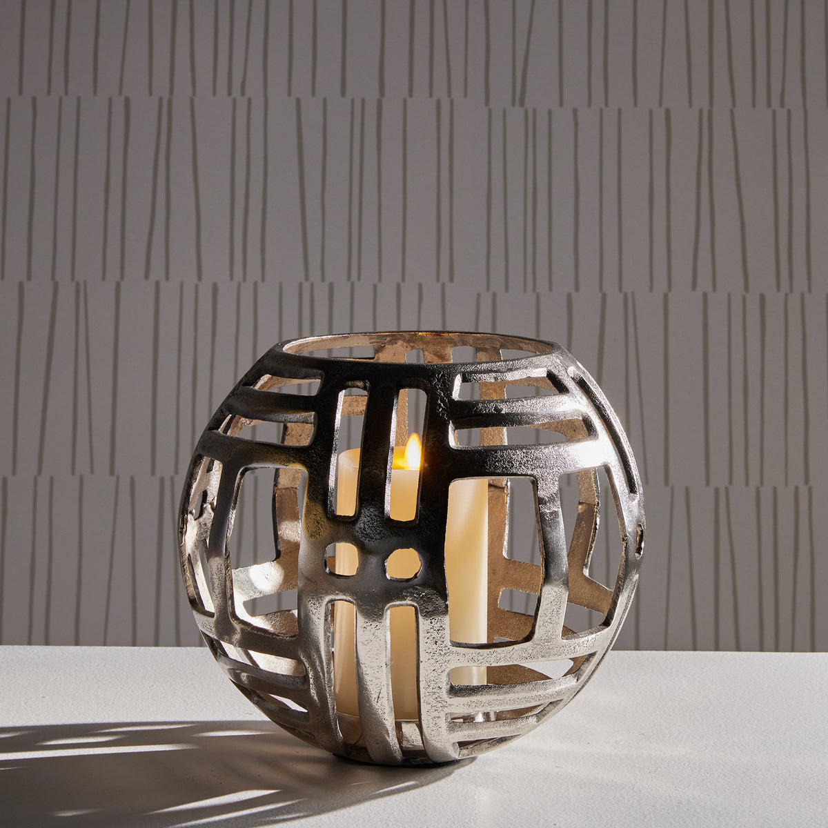 Design Shop Cecil Hurricane Large