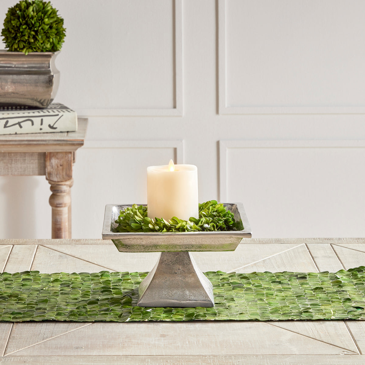 Design Shop Gatlin Decorative Pedestal Small