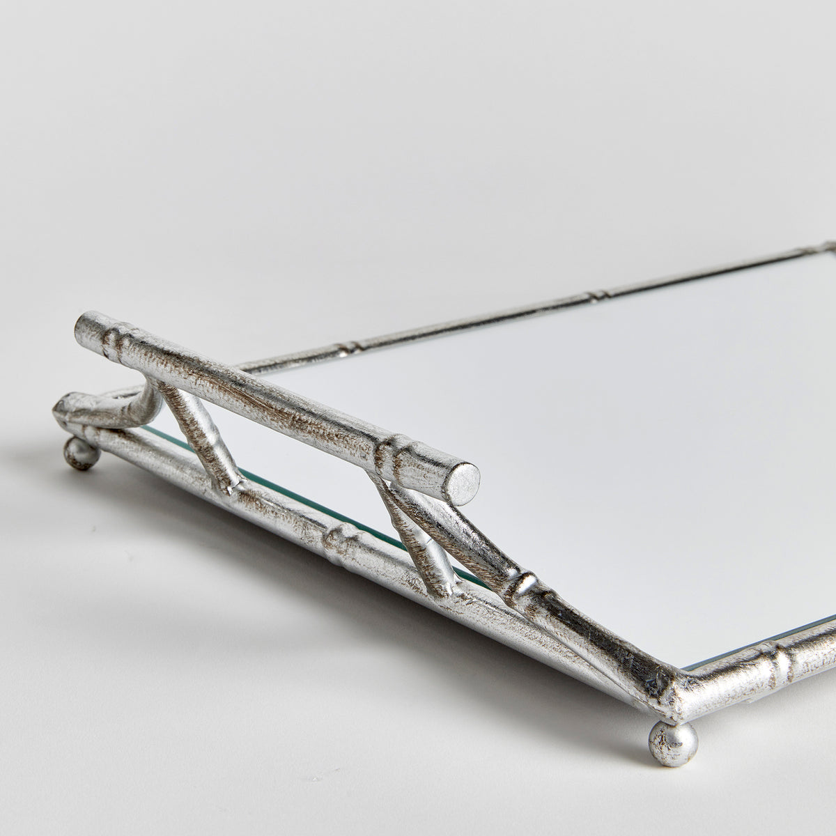 Design Shop Daphne Mirrored Tray With Handles