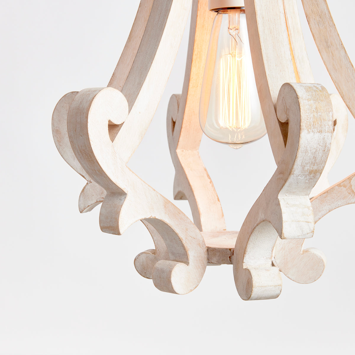 Design Shop Marguerite Pendant