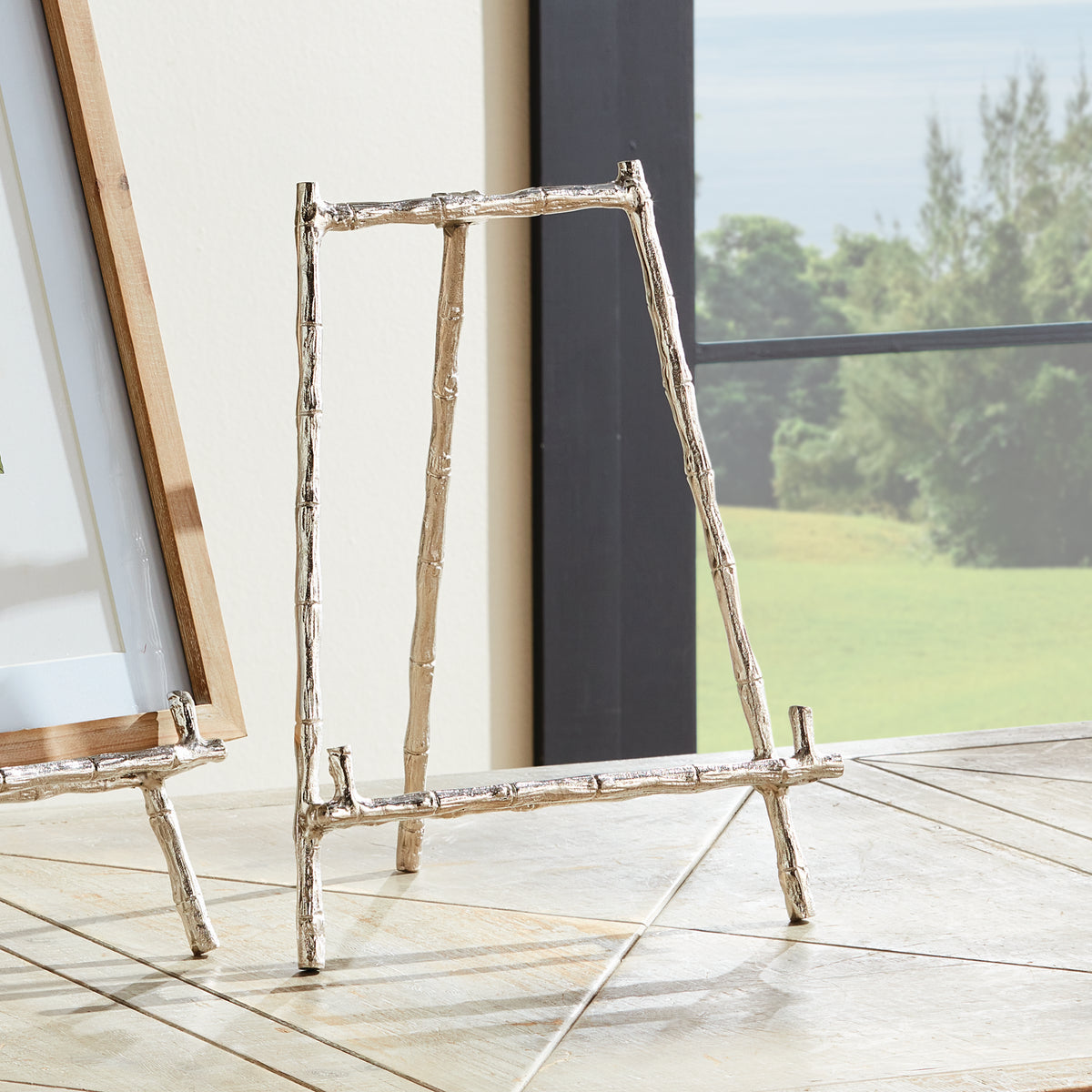Design Shop Baldwin Easel Medium
