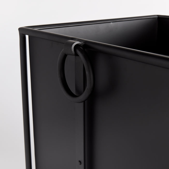 Design Shop Callahan Square Planter