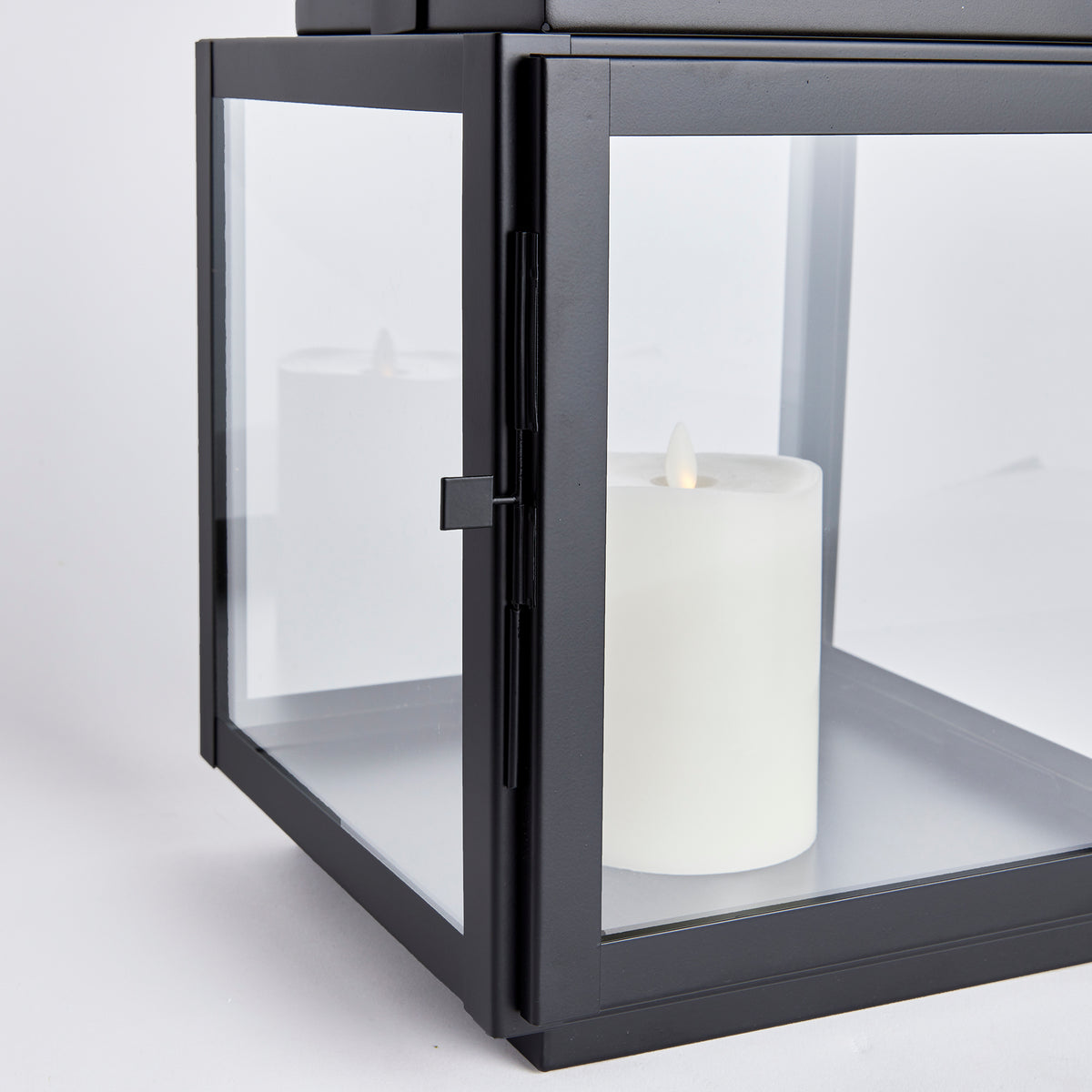 Design Shop Adwin Outdoor Lantern Medium