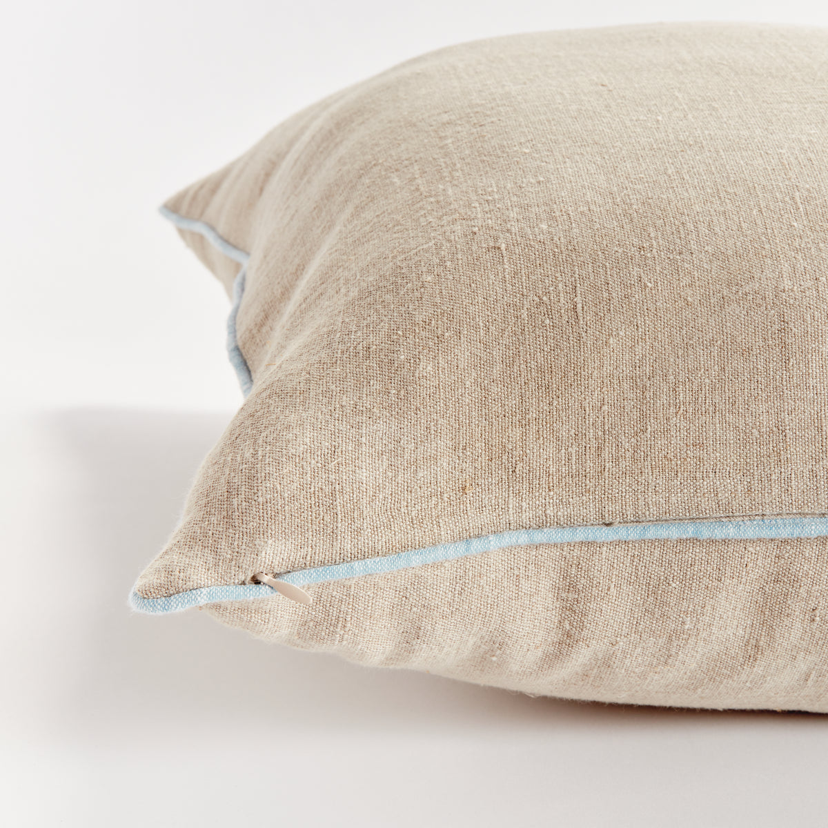 Design Shop Elias Pillow 24"