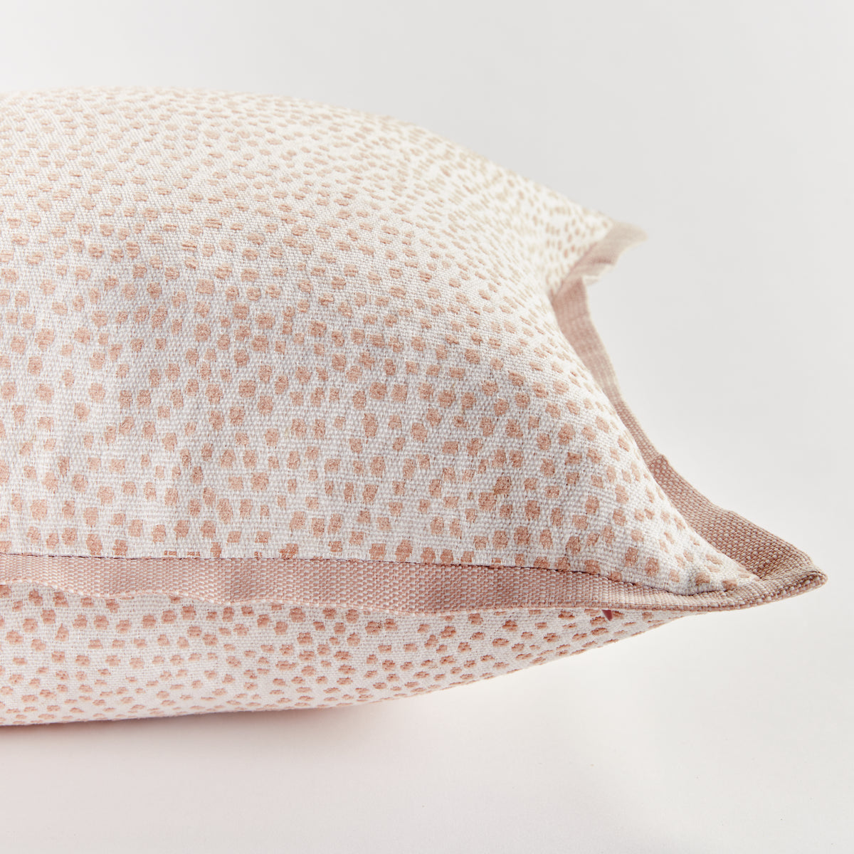 Design Shop Britt Square Indoor-Outdoor Pillow 20"