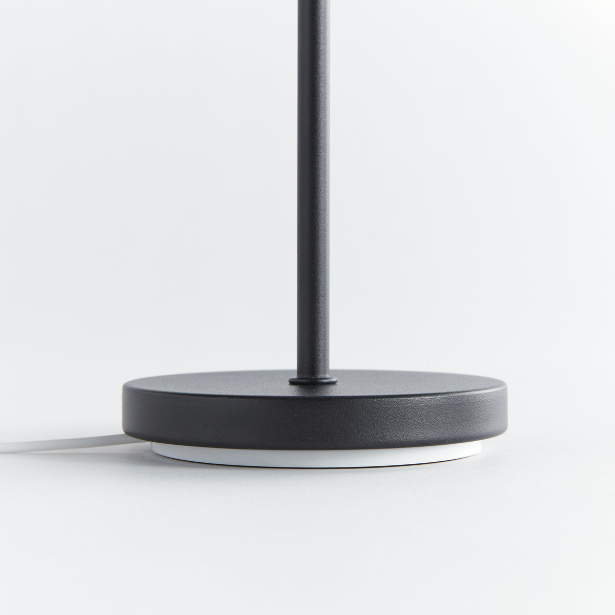 Design Shop Alluna Cordless Led Lamp 14"