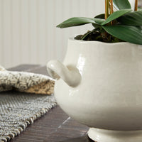 Design Shop Wellon Footed Cachepot Small