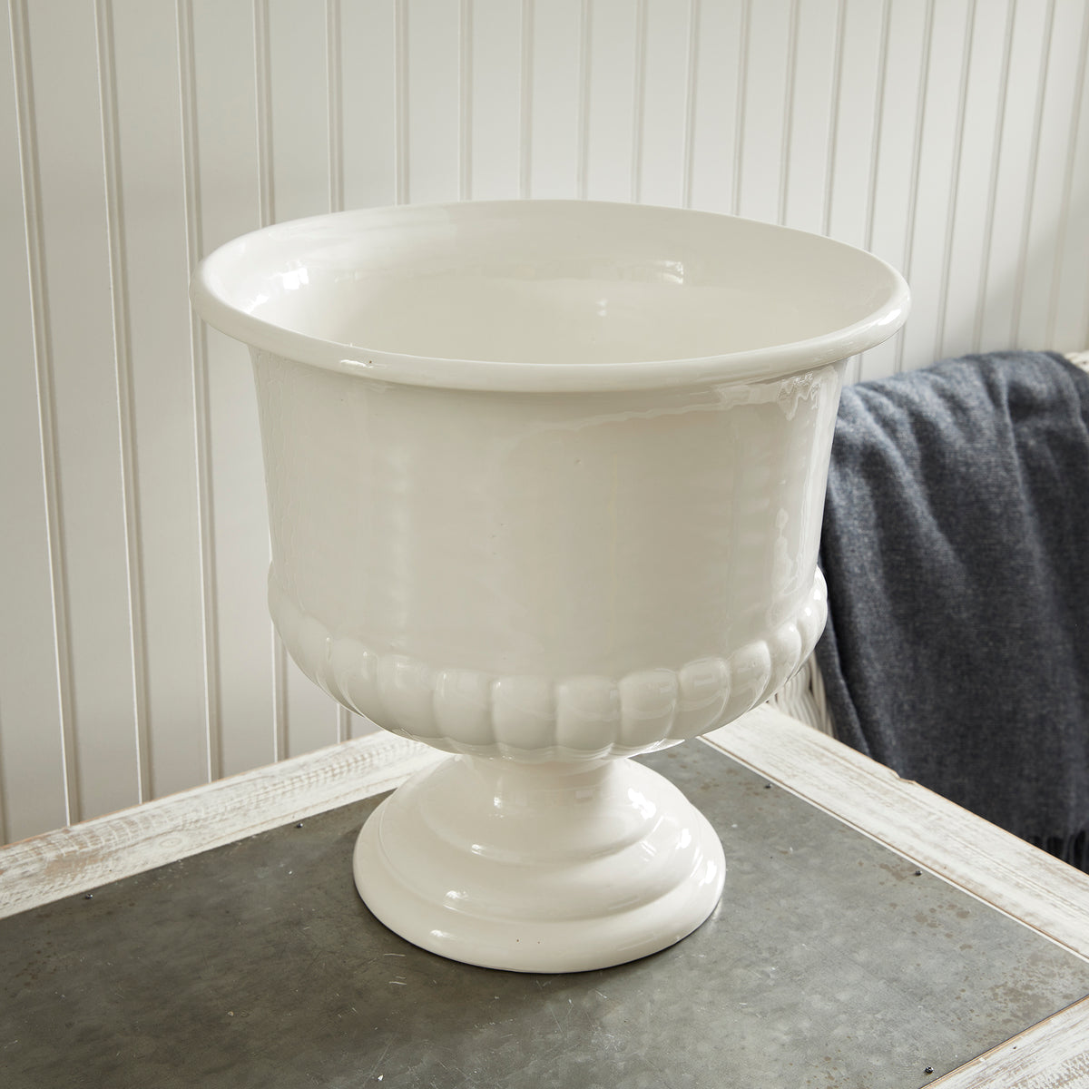 Design Shop Mirabelle Decorative Pedestal Bowl Large