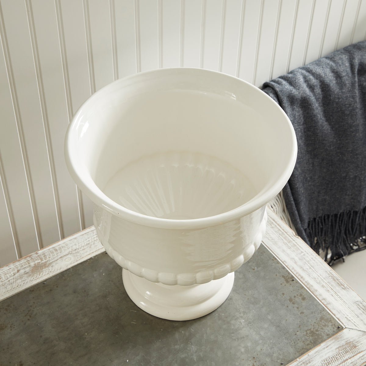 Design Shop Mirabelle Decorative Pedestal Bowl Large