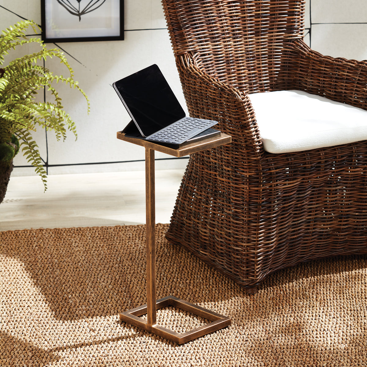 Design Shop Winston Accent Table