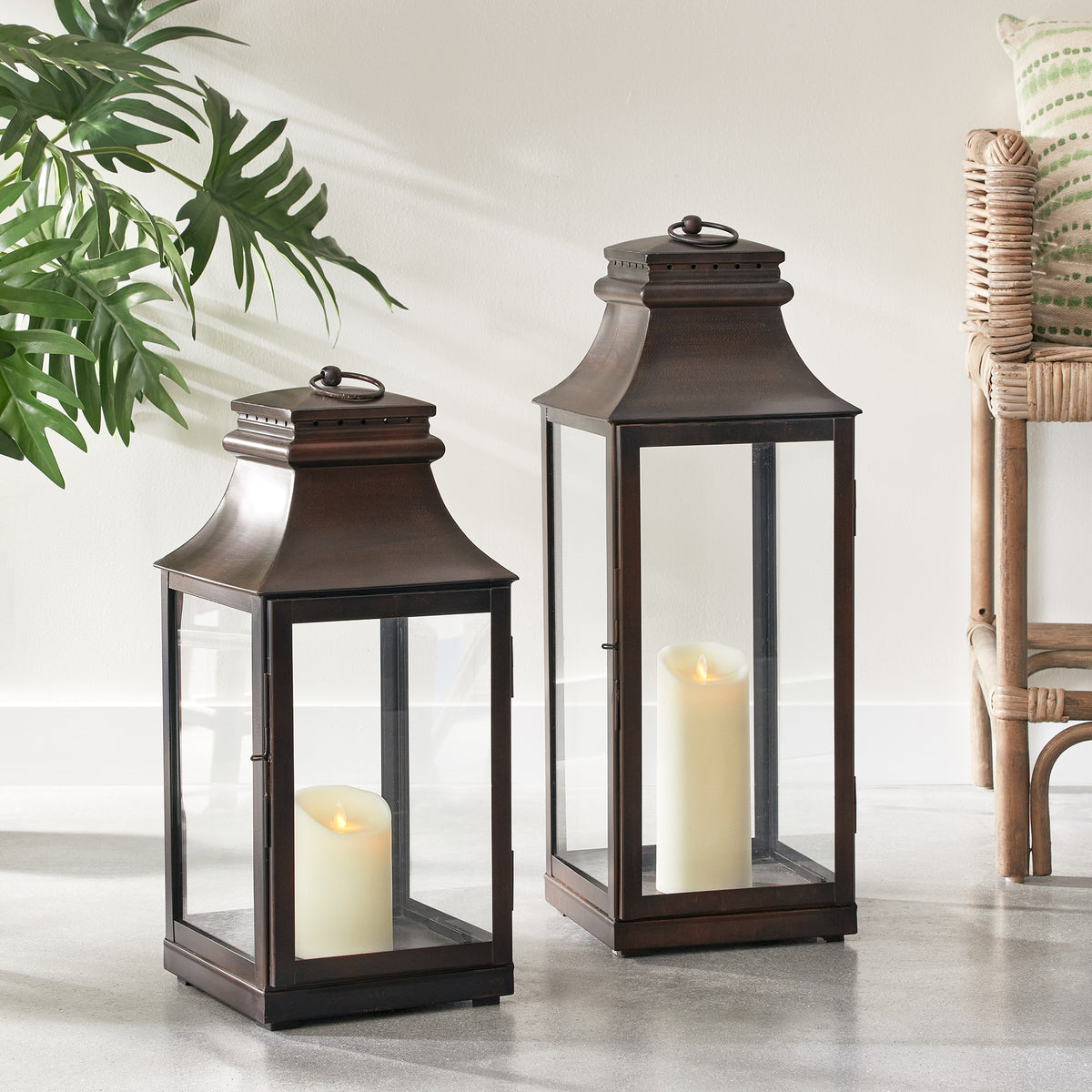 Design Shop Colby Outdoor Lantern Small