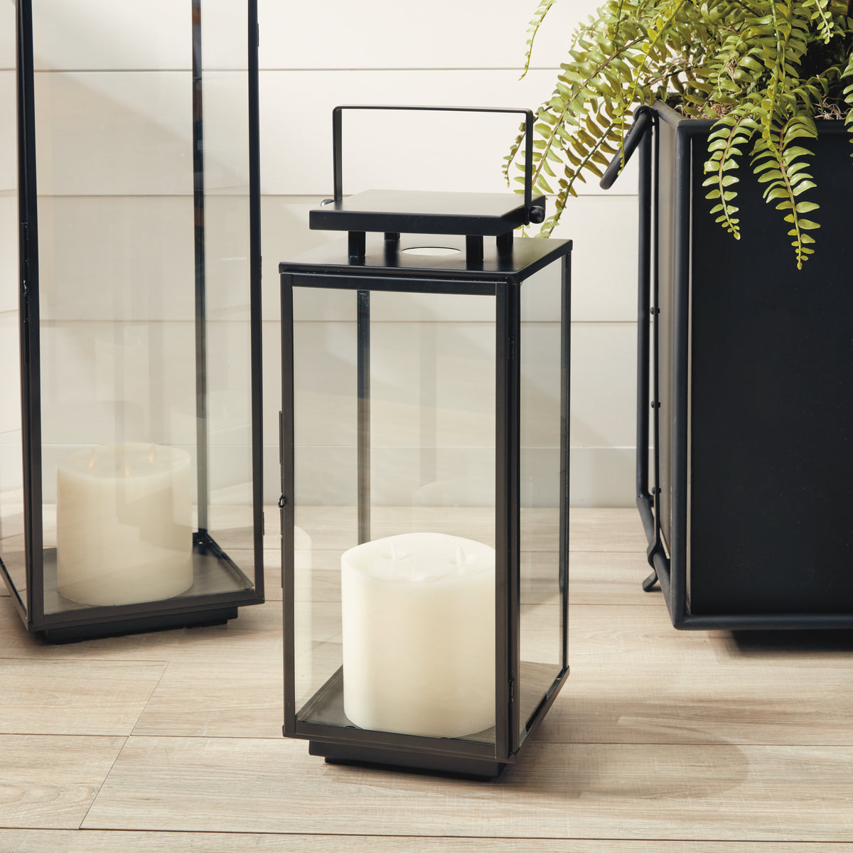 Design Shop Alden Outdoor Lantern Small