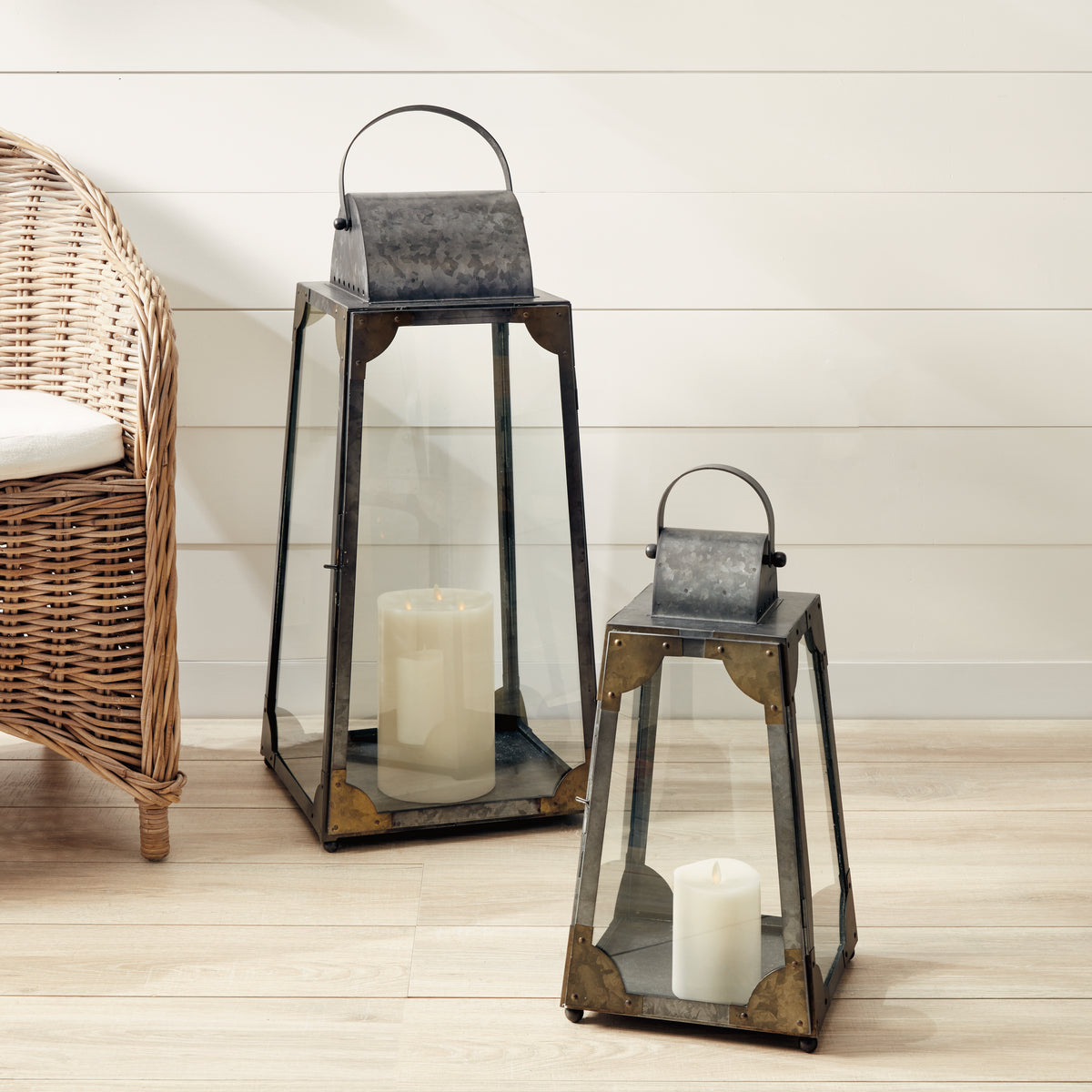 Design Shop Madera Outdoor Lantern Small