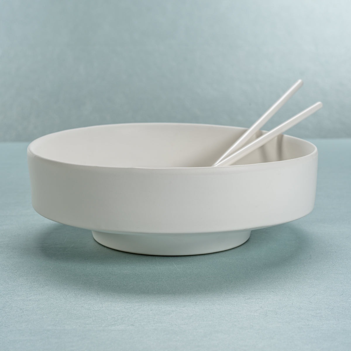 Zodax Cornella White Ceramic Centerpiece Bowl
