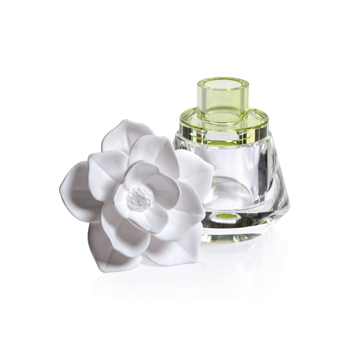 Zodax Venezia Porcelain Diffuser, “Isabella”- Aquatic Notes, Driftwood and Cedar