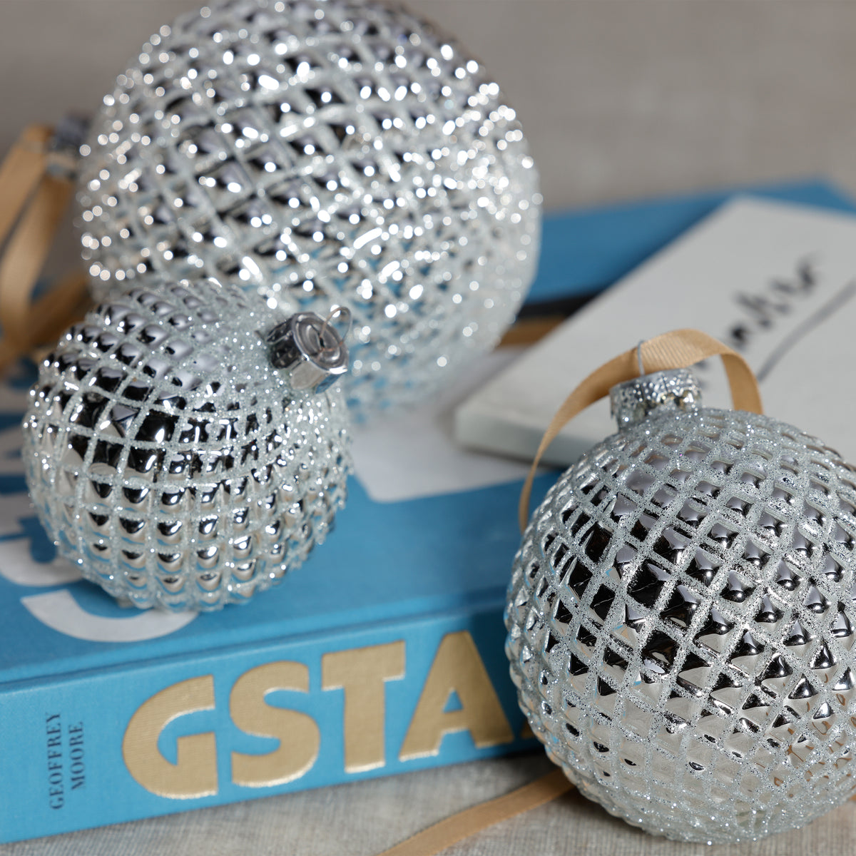 Zodax 4-Piece Set Metallic 4.75" Glass Ball Christmas Ornaments, Shiny Silver