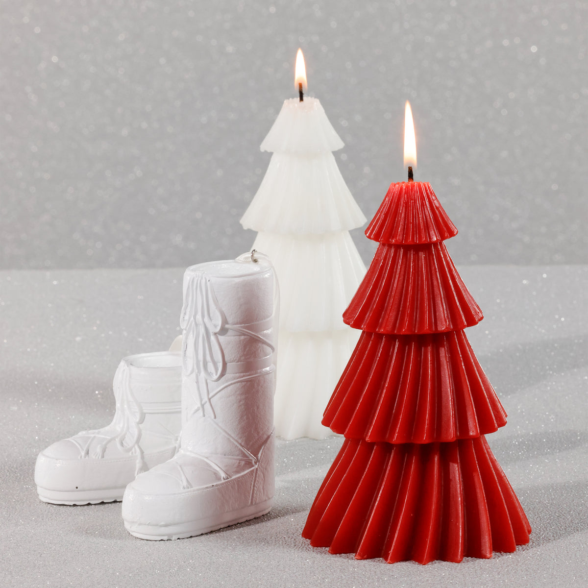Zodax Après Ski Boot Holiday Ornaments, 6 Hanging Pieces (3 Sets of 2 Assorted Sizes), White
