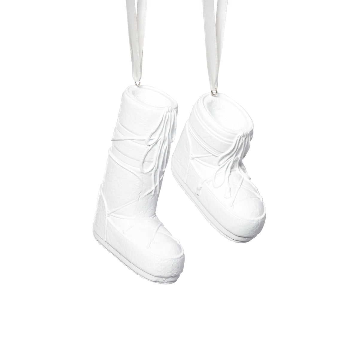 Zodax Après Ski Boot Holiday Ornaments, 6 Hanging Pieces (3 Sets of 2 Assorted Sizes), White