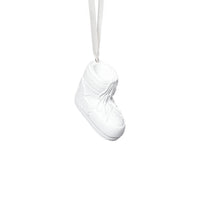 Zodax Après Ski Boot Holiday Ornaments, 6 Hanging Pieces (3 Sets of 2 Assorted Sizes), White