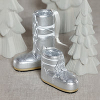 Zodax Après Ski Boot Holiday Ornaments, 6 Hanging Pieces (3 Sets of 2 Assorted Sizes), Silver