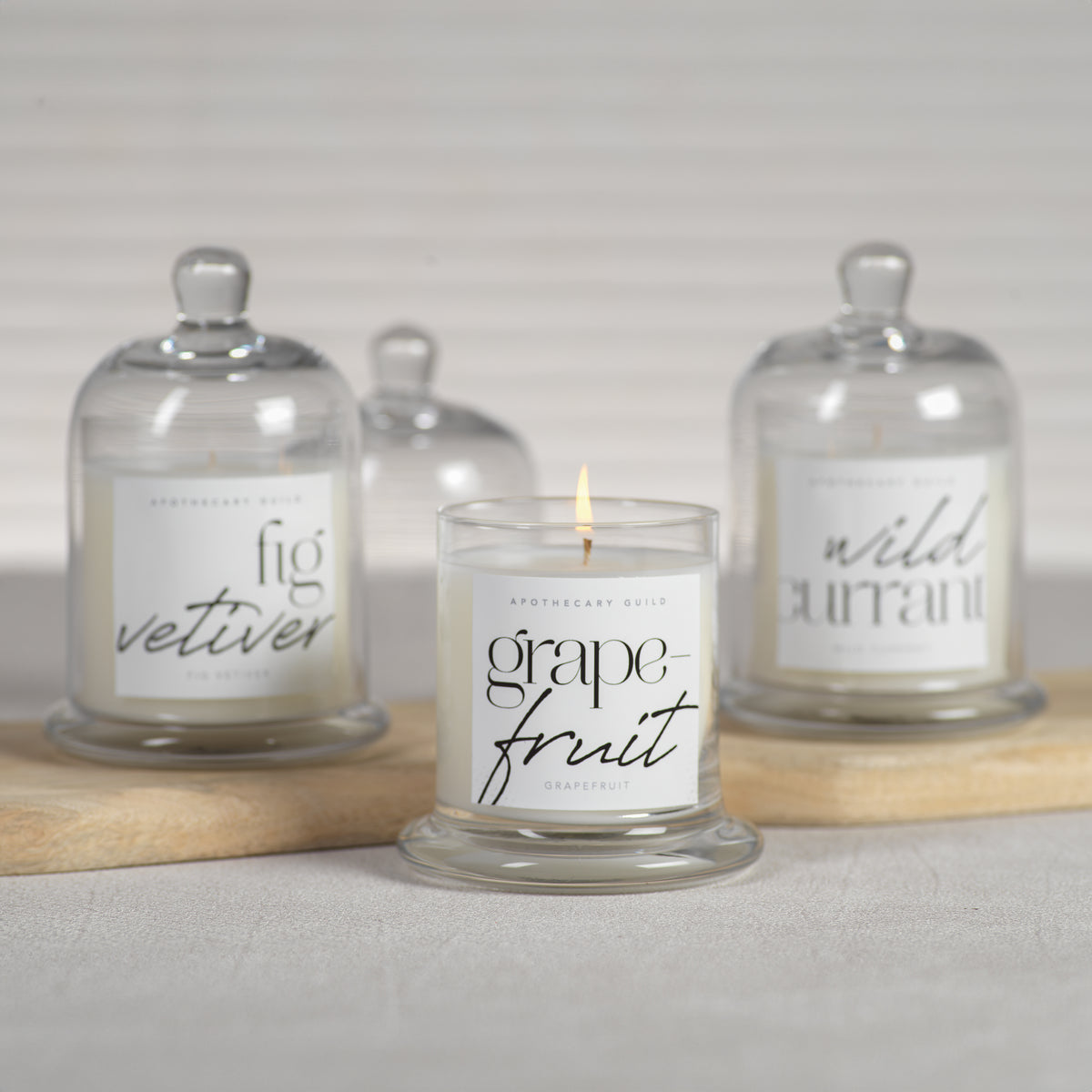 Zodax Grapefruit Scented Candle Jar with Glass Dome