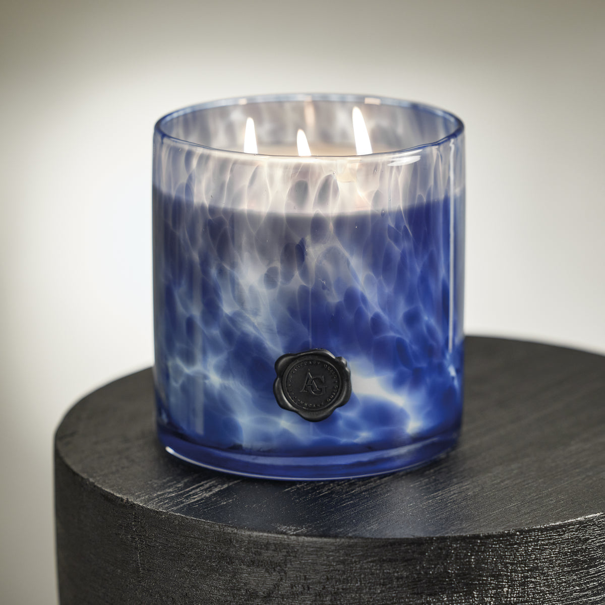 Zodax AG Opal Glass 3-Wick Candle Jar-Sea Salt Coastal Mist, Clear & Dark Blue