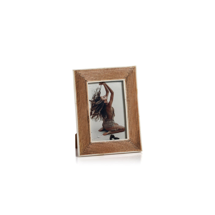Zodax Ribbed Mango Wood Frame with  White Bone Inside Boarder, 4" x 6"