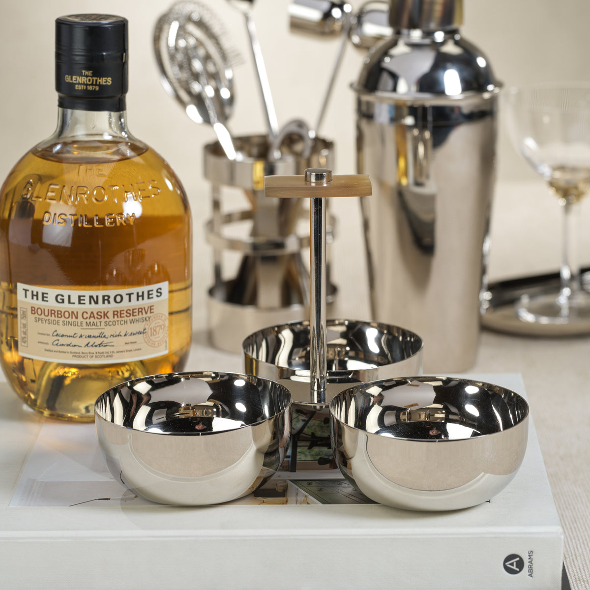 Zodax Bayeux Serving Condiment Set with Horn Trim