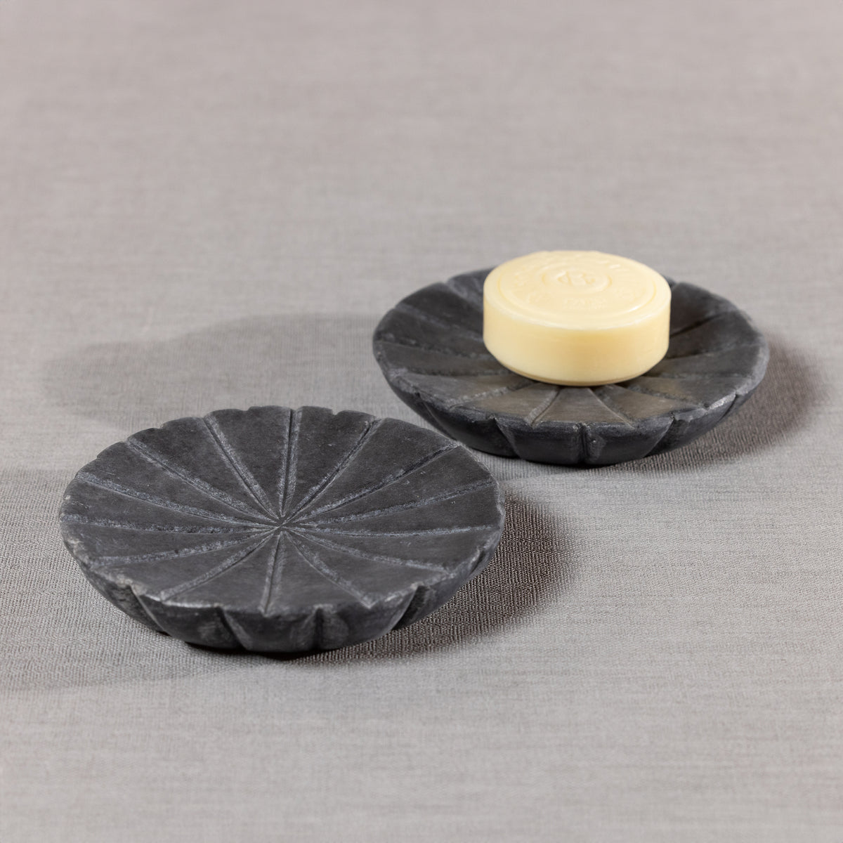 Zodax Kara 2-Piece Flower Marble Decorative Dish Set, Gray, Gray