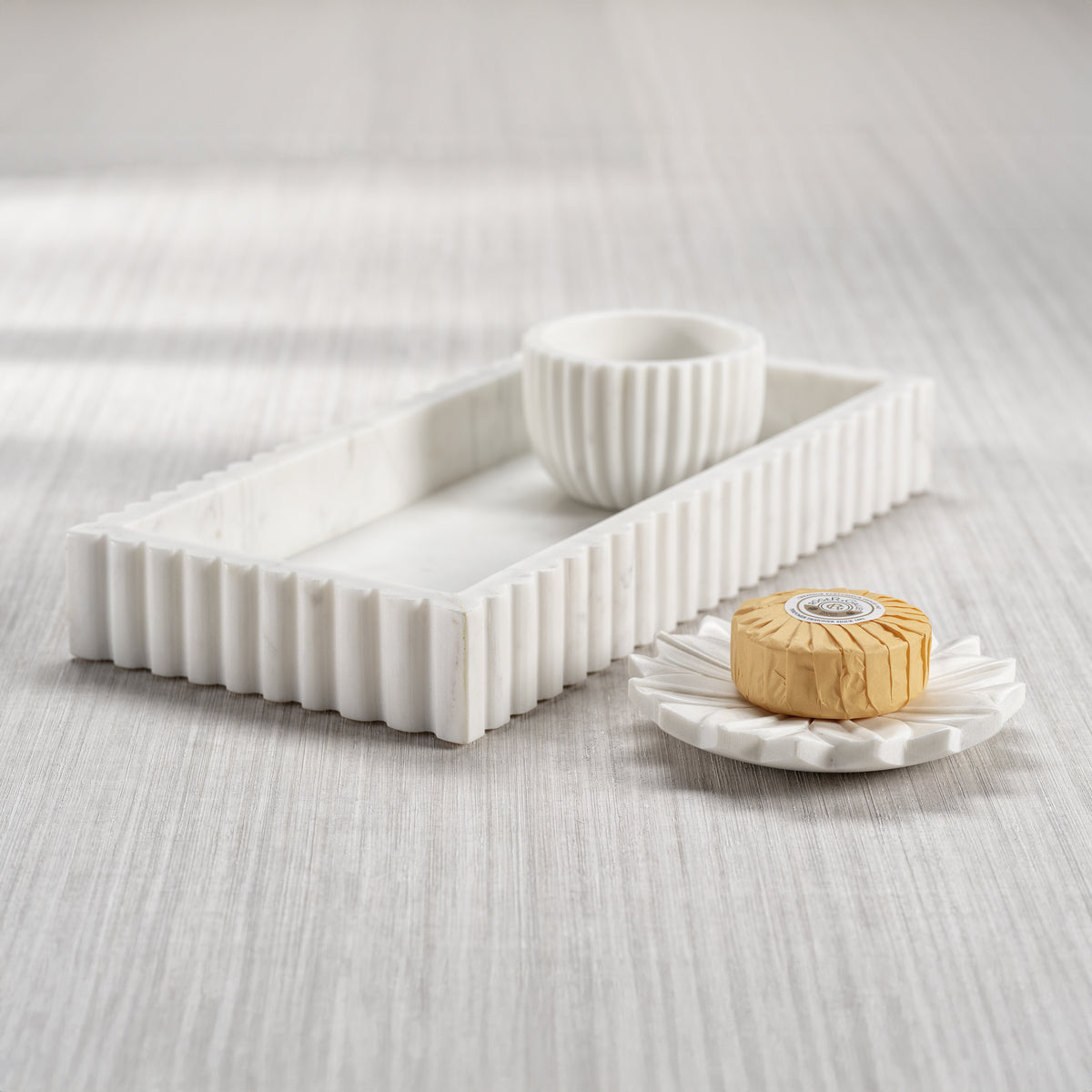 Zodax Calabria Scalloped Vanity Marble Tray, Medium