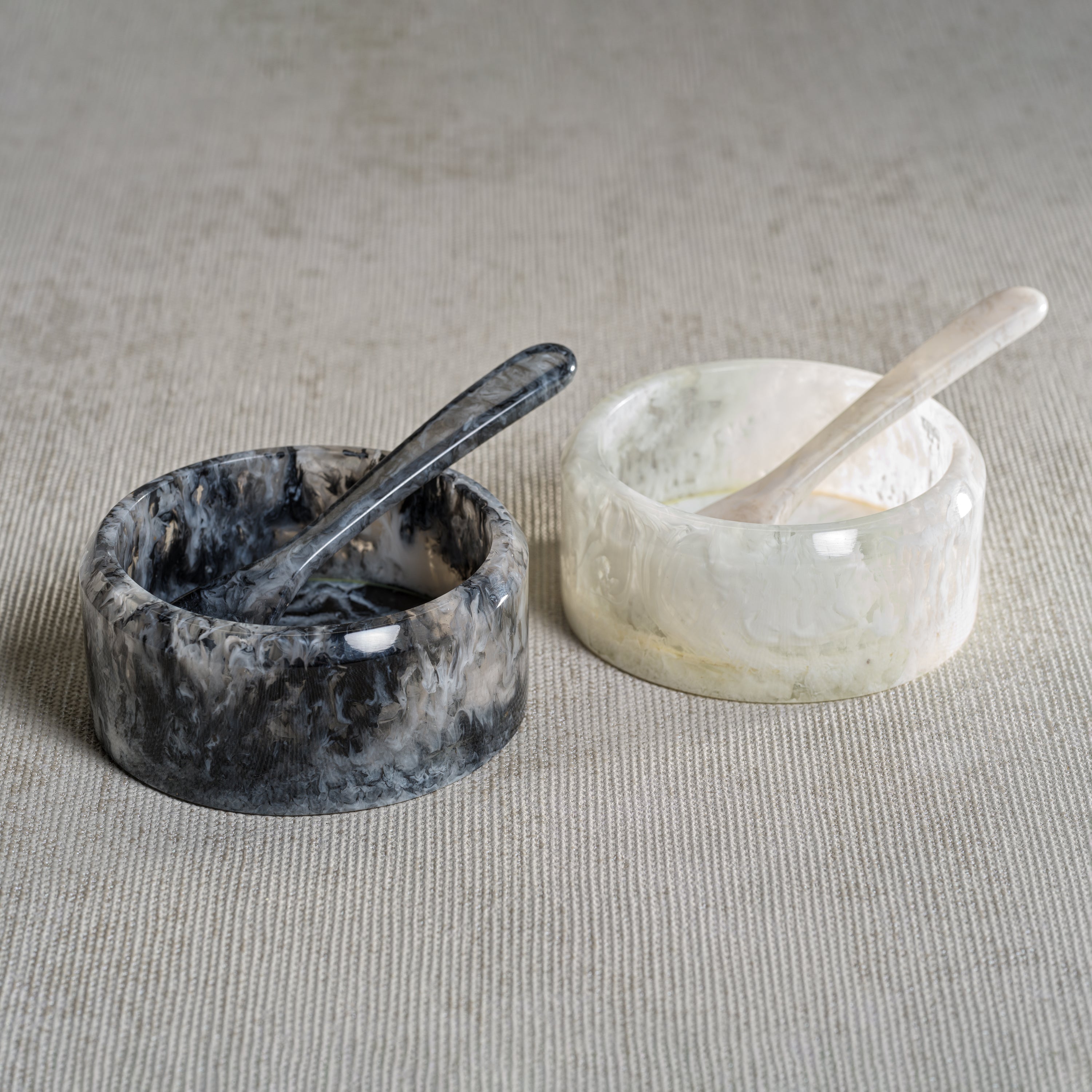 Zodax Seppi Resin Condiment Bowl - Thumbnail 5