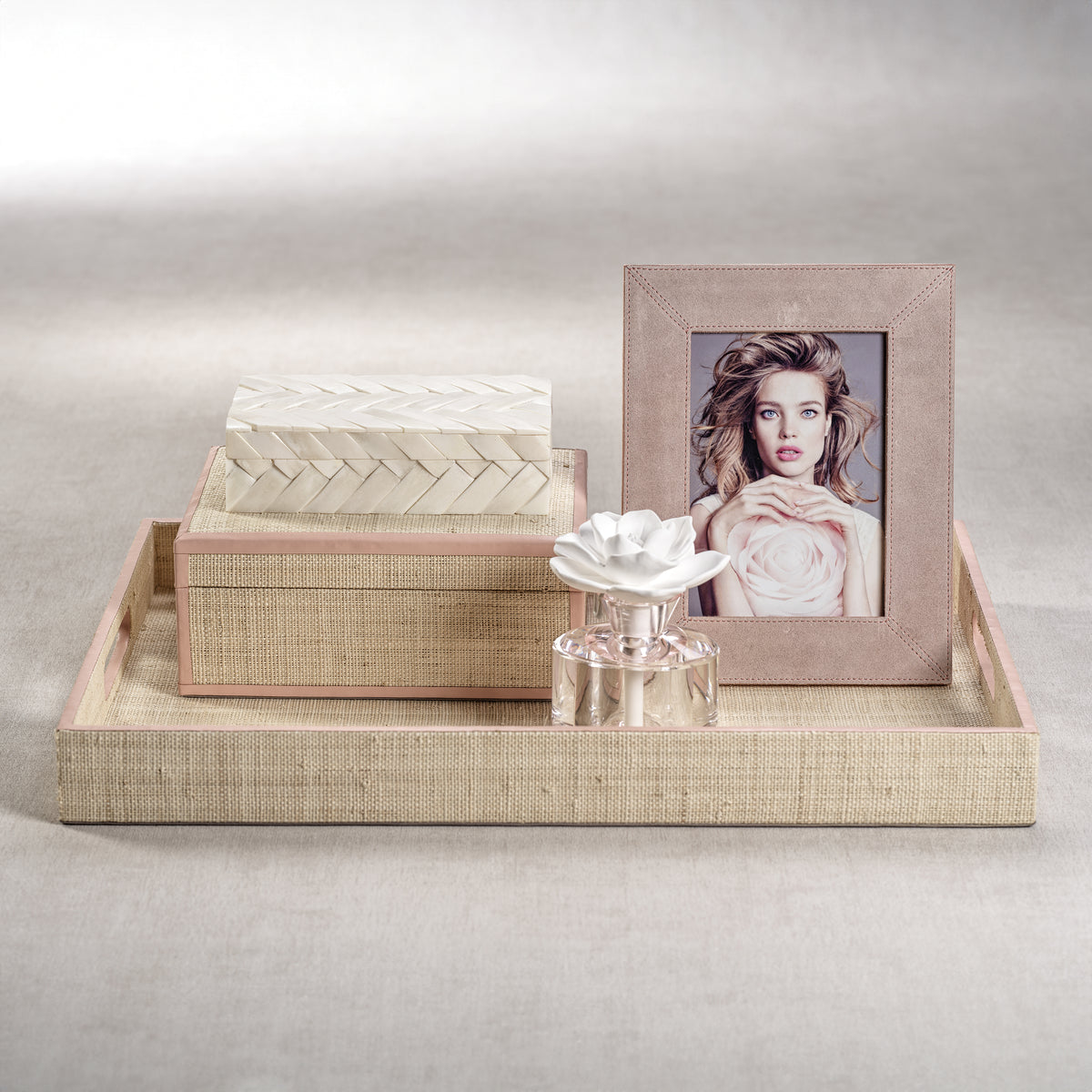 Zodax Reggio Natural Fiber Raffia Decorative Box, Small, Pink Leather Trim