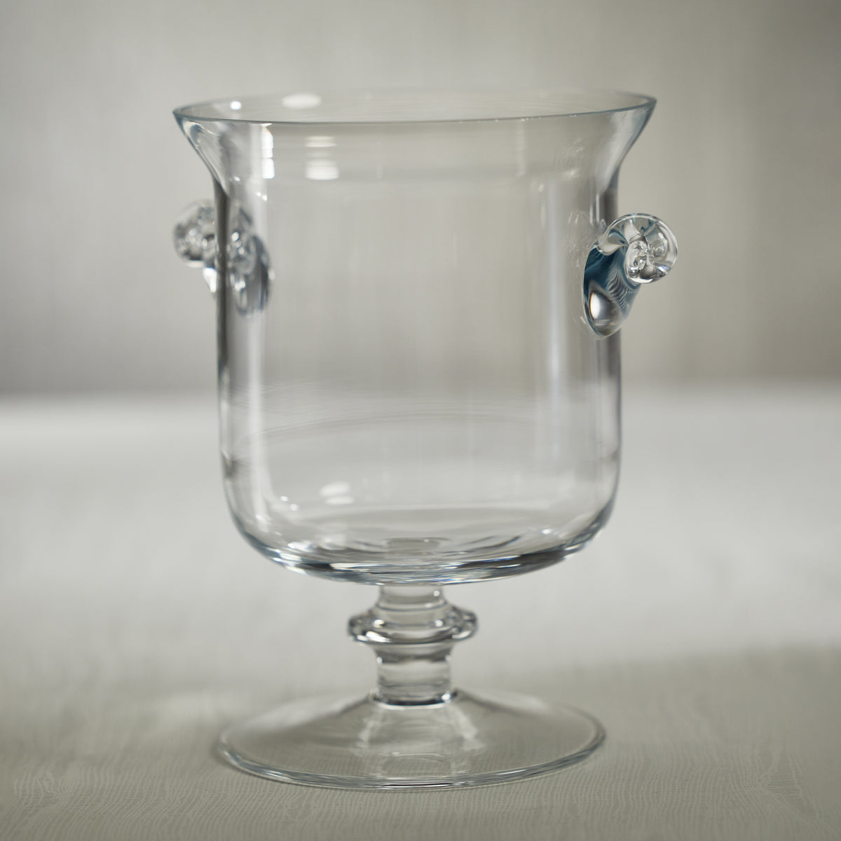 Zodax Fulwell Footed Vase / Hurricane