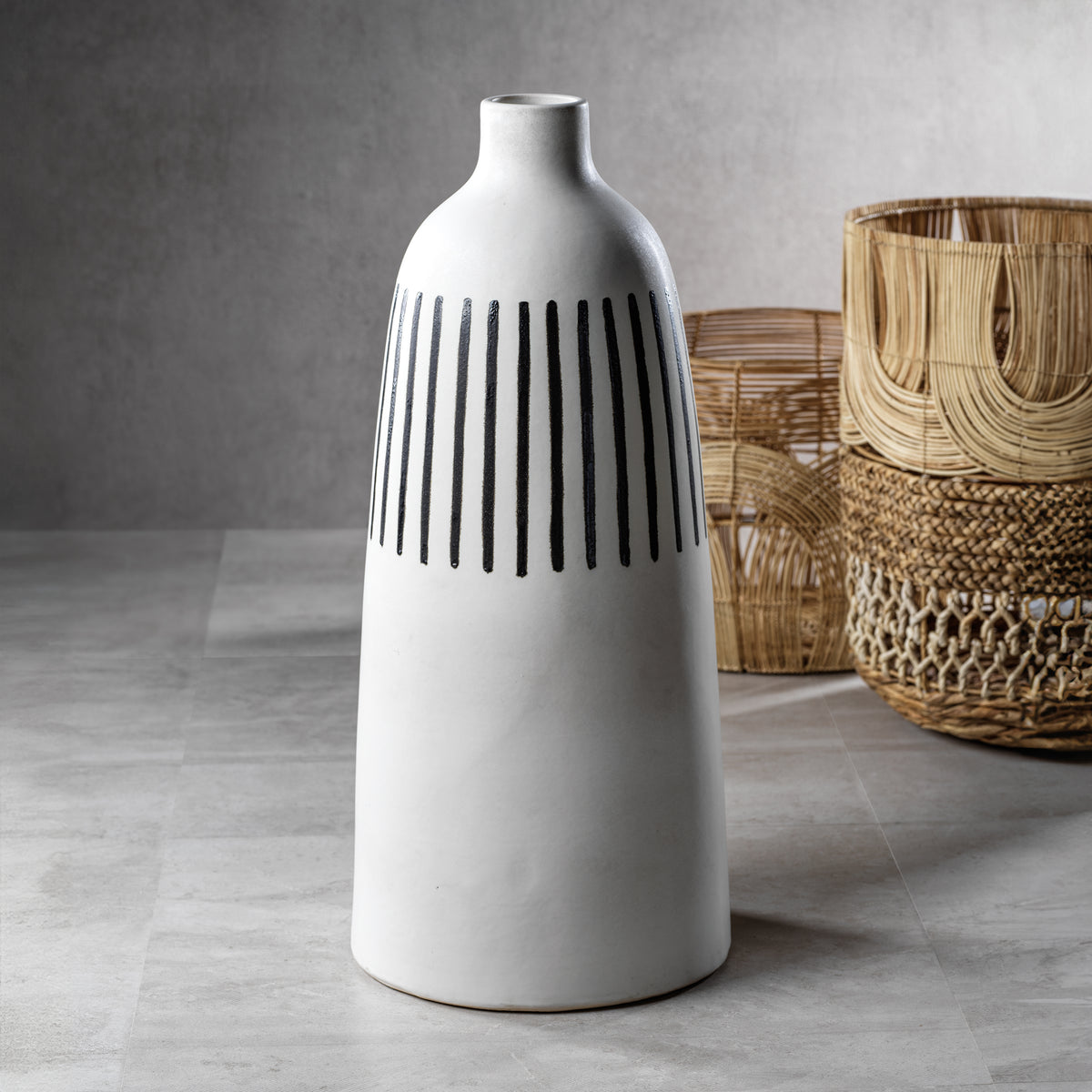 Zodax Salvado White Earthenware Vase with Black Stripes
