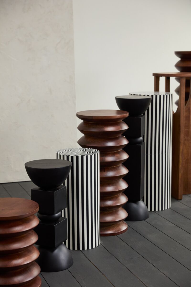 Design Shop Accolade Column 14"x 17"