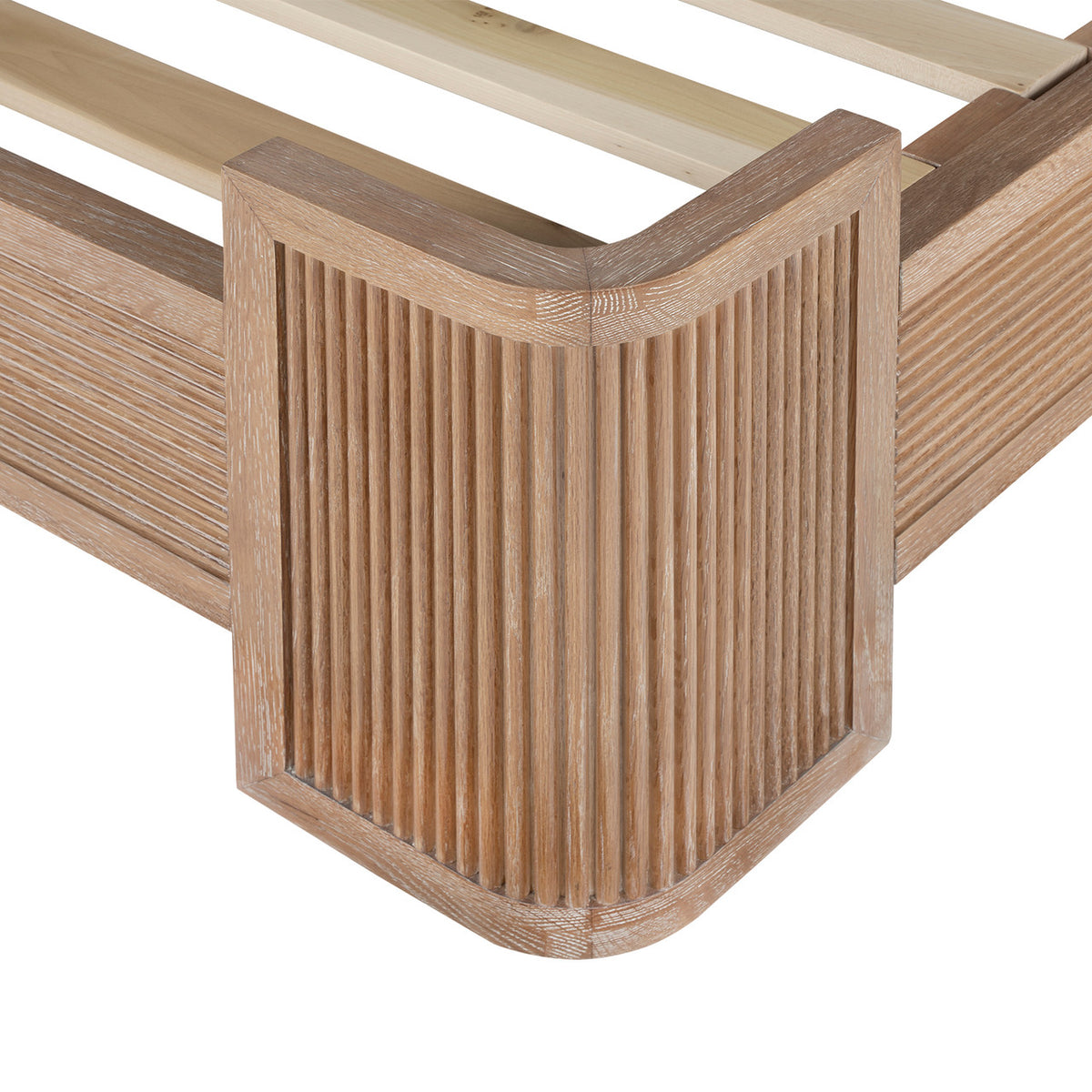 Villa & House Atlas King Bed, Soft Glow Oak